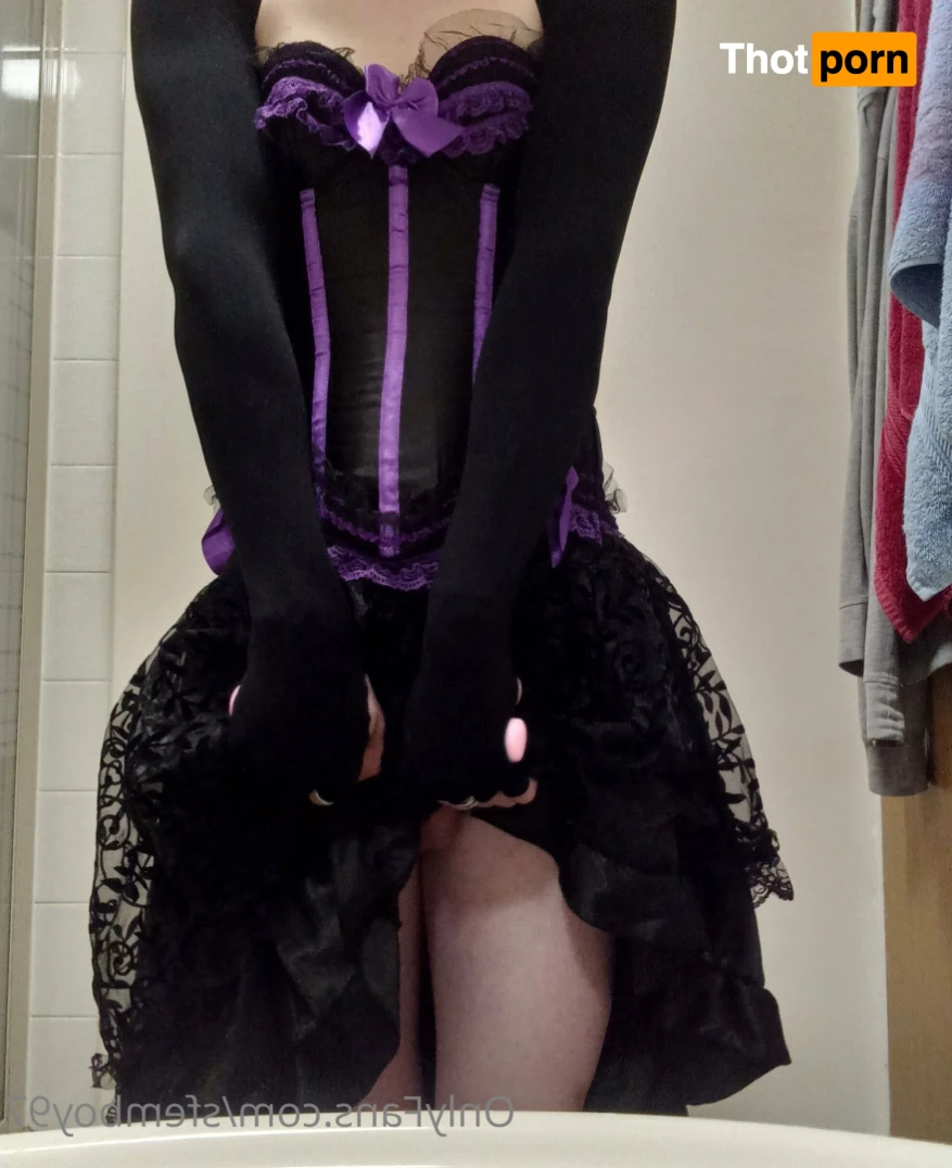 Shy_femboy97 12254207