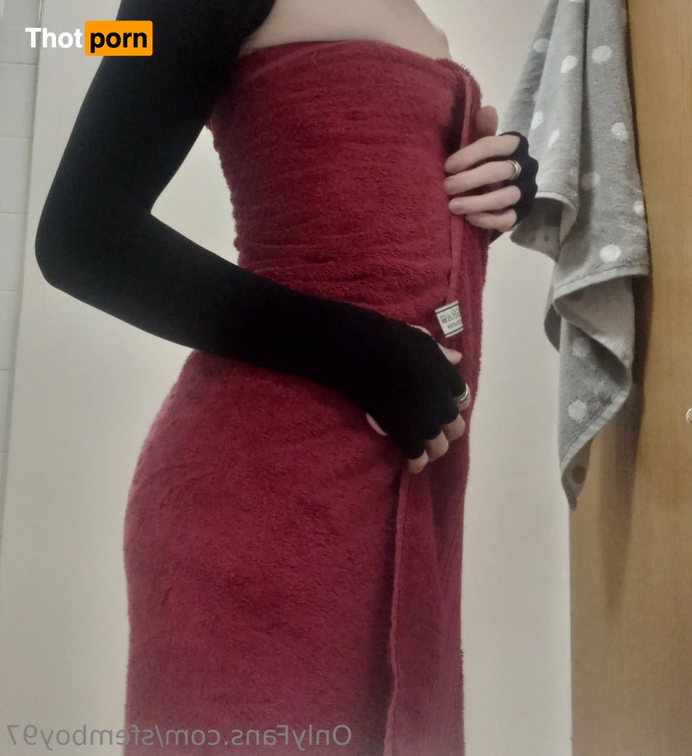 Shy_femboy97 12254483