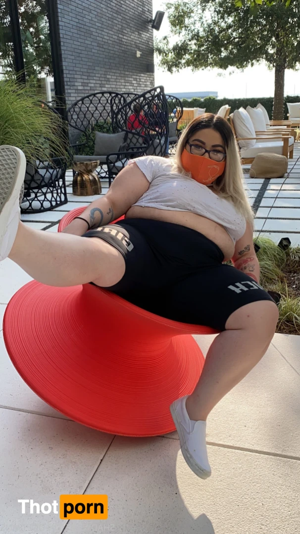 𝐋𝐚𝐭𝐢𝐧𝐚 𝐆𝐚𝐦𝐞𝐫 𝐧𝐞𝐞𝐝𝐬 𝐝*𝐜𝐤 🎮👸🏻💦 12245590