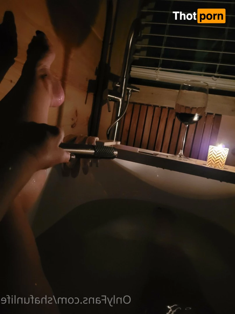 Your naughty neighbor.... 2715183