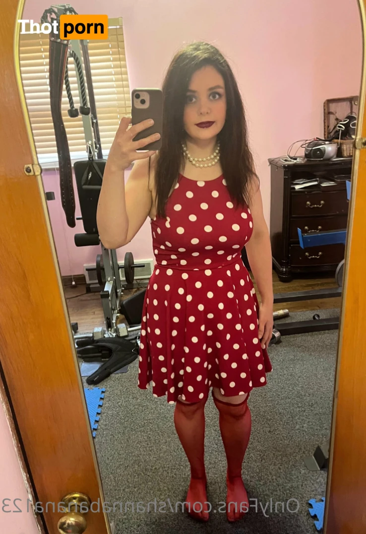 Shanna Banana 🍌 12197684