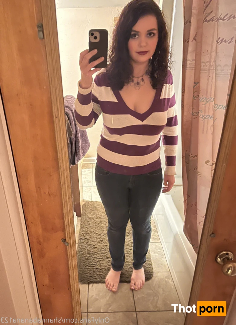 Shanna Banana 🍌 12197783