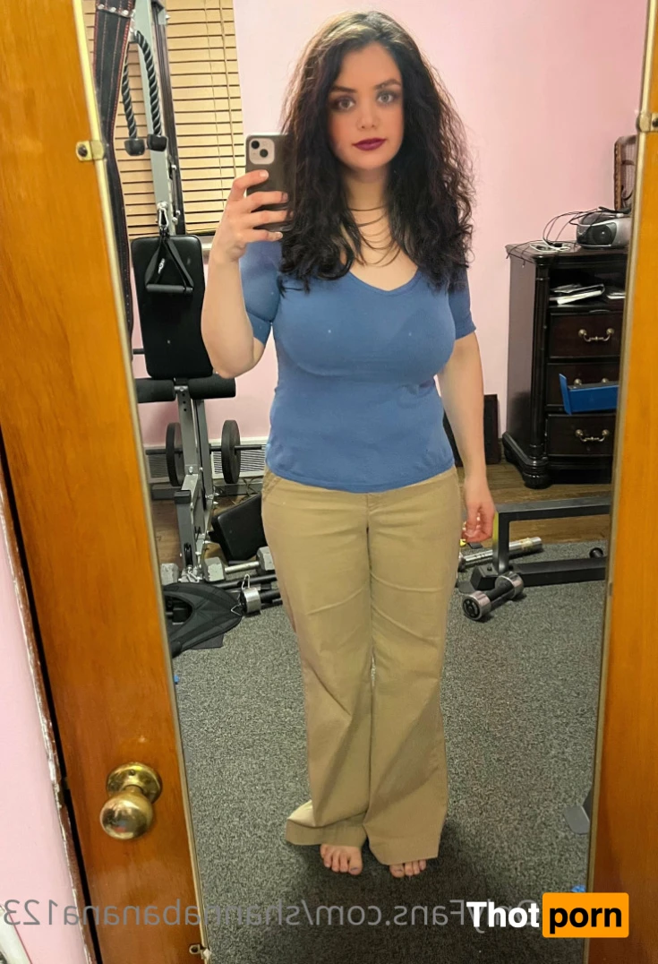 Shanna Banana 🍌 12198479