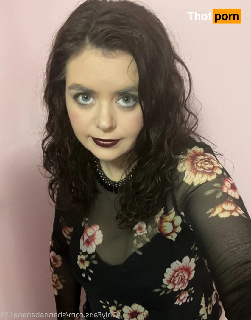 Shanna Banana 🍌 12198603