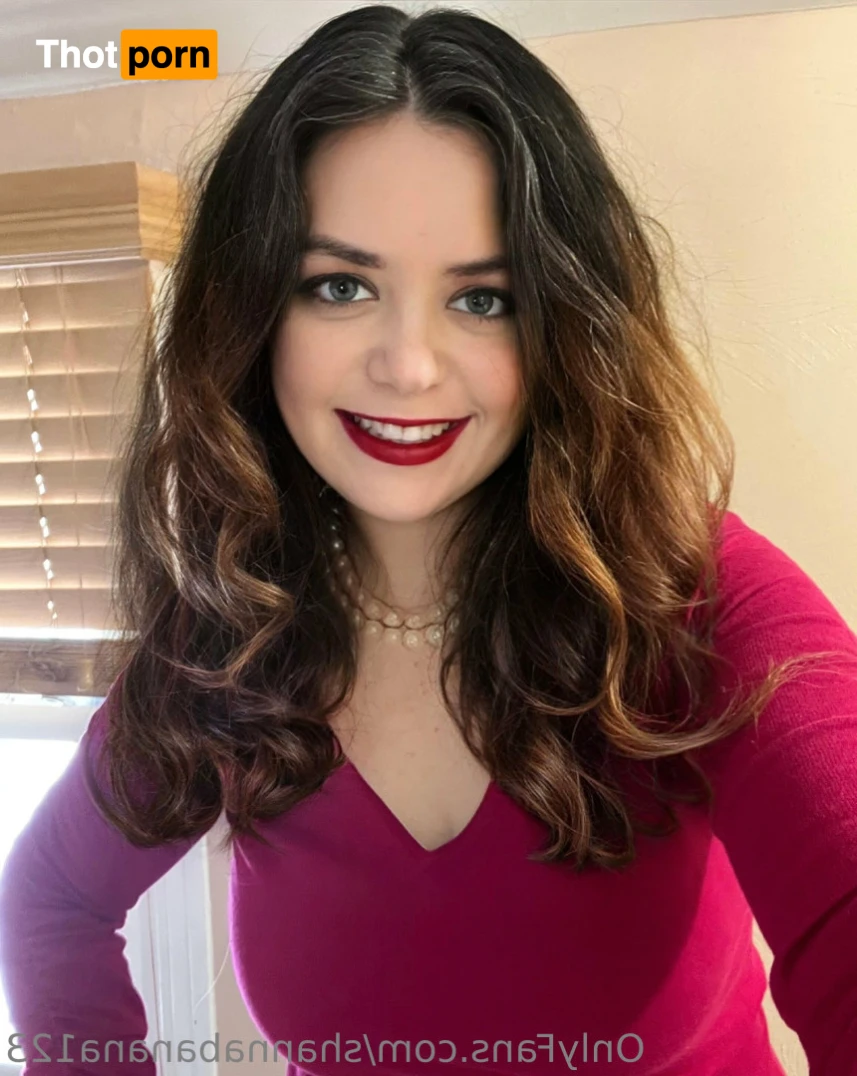 Shanna Banana 🍌 12198700