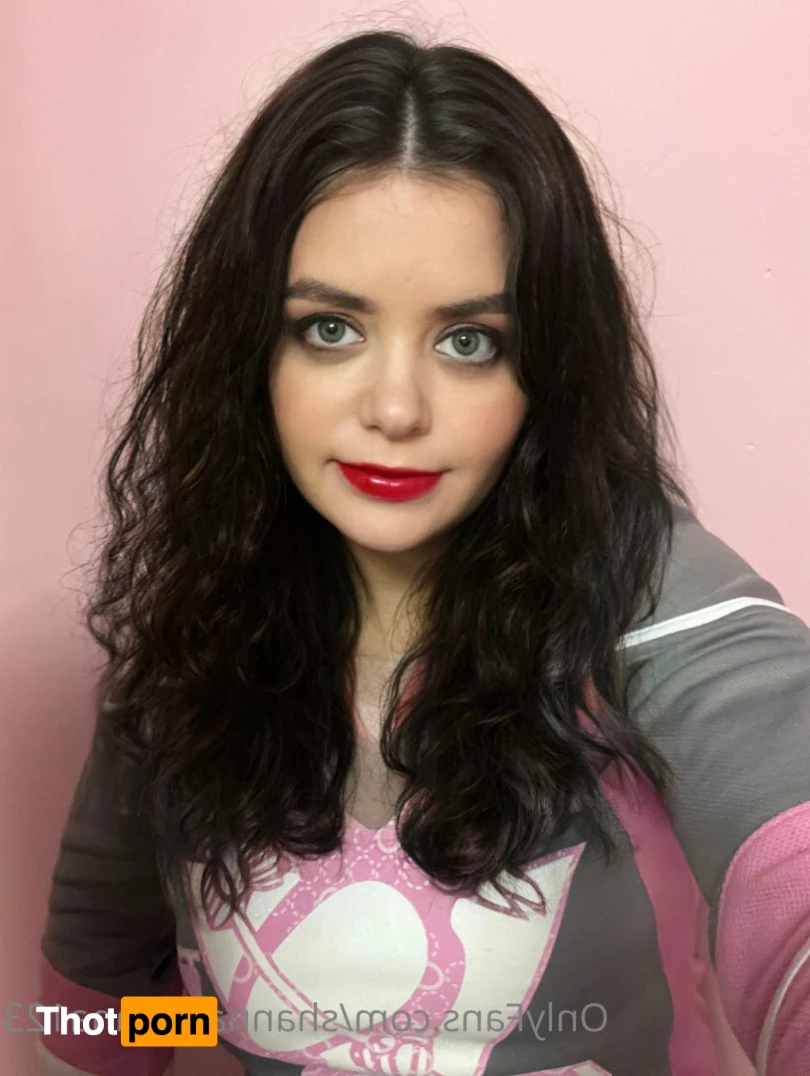 Shanna Banana 🍌 12199696