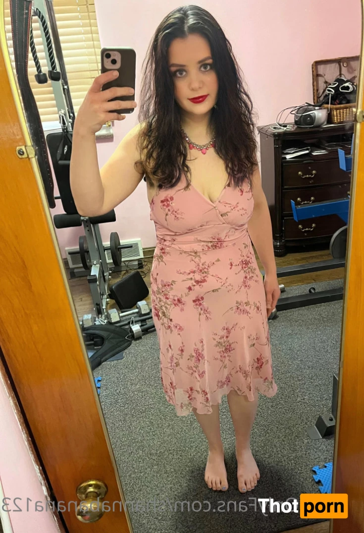 Shanna Banana 🍌 12199725