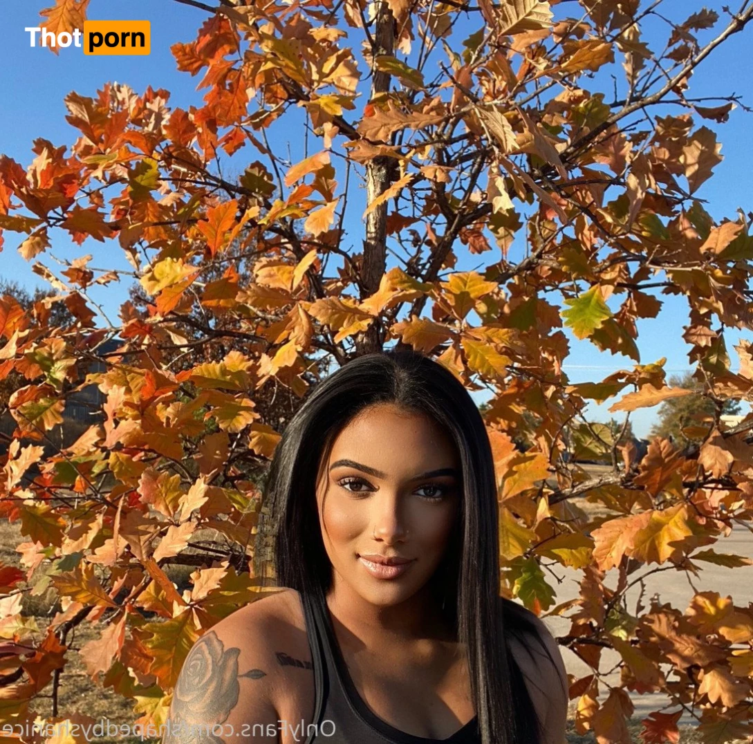 Shaped by Shanice 2818306