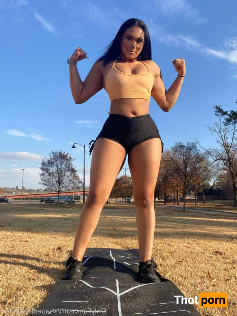 Shaped by Shanice 2818393