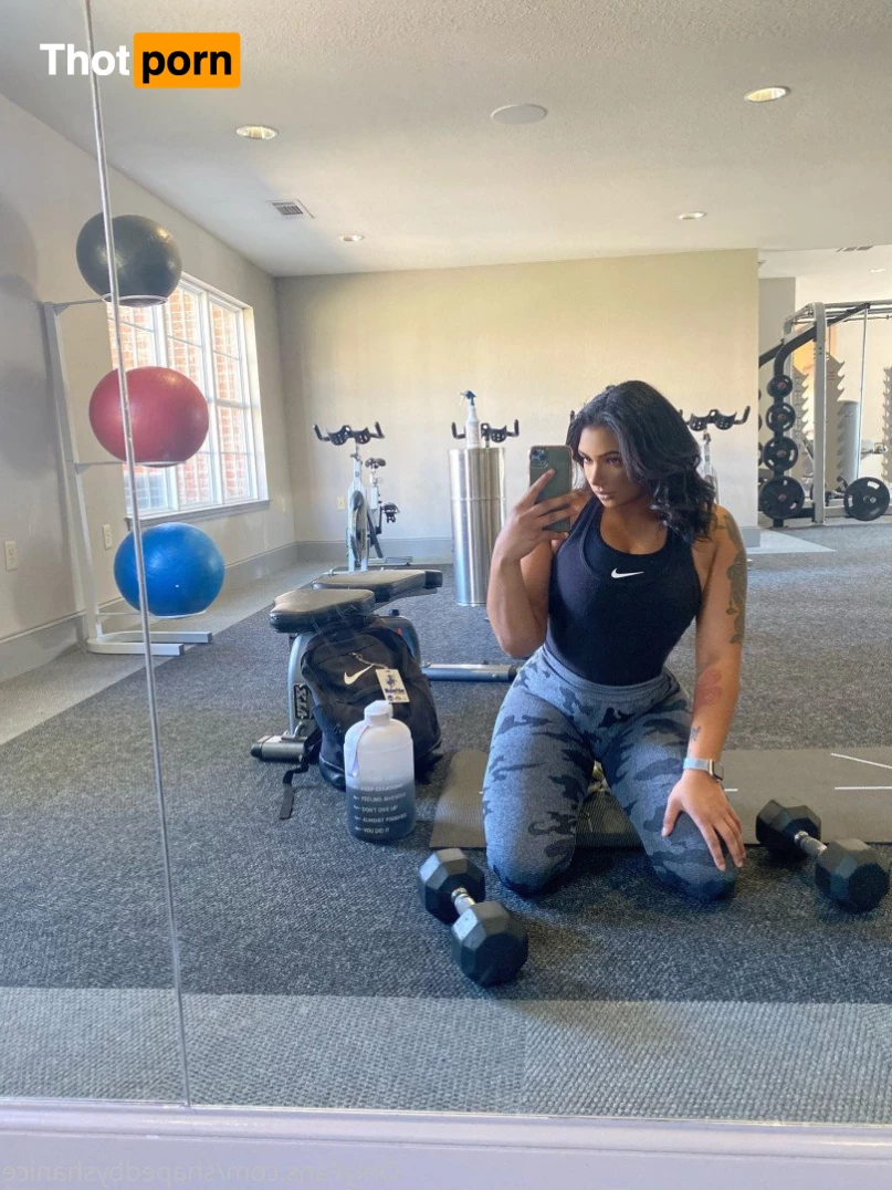 Shaped by Shanice 2818477