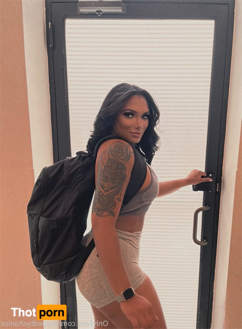 Shaped by Shanice 5799639