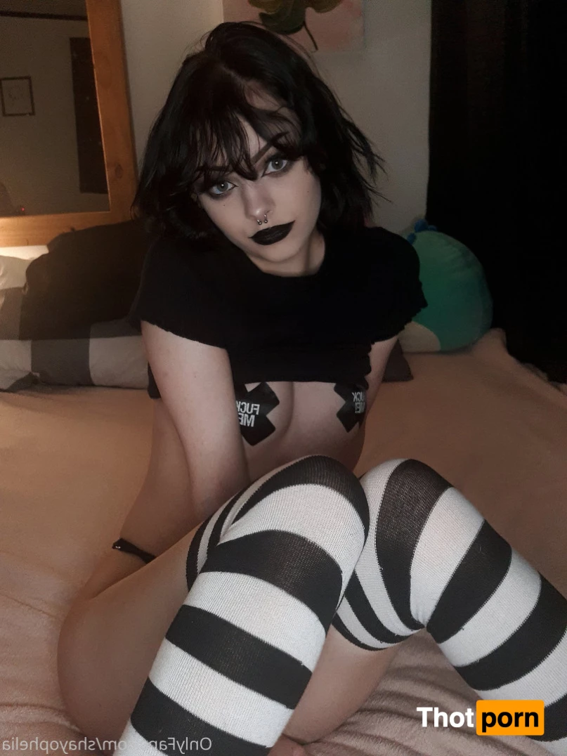 𝕊𝕙𝕒𝕪 ☆ 6066196