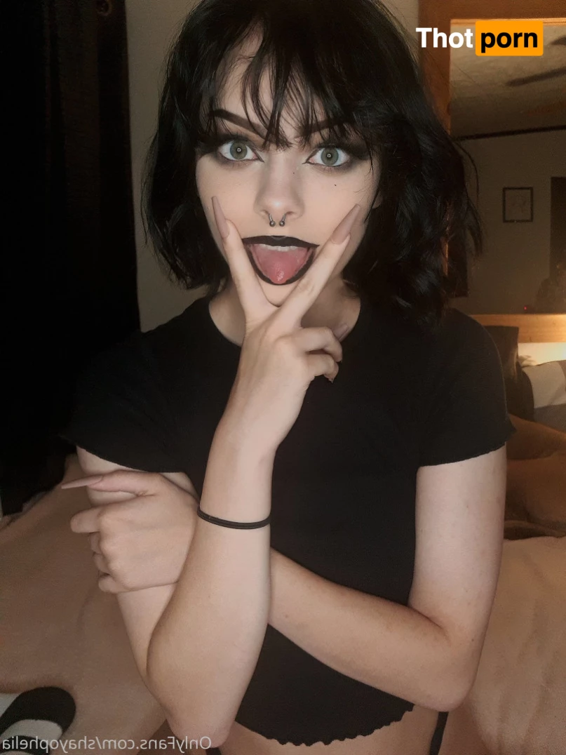 𝕊𝕙𝕒𝕪 ☆ 6066264