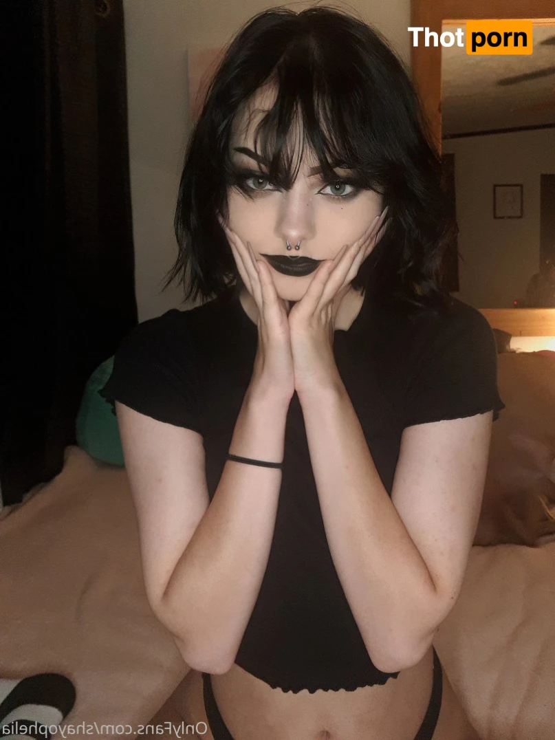 𝕊𝕙𝕒𝕪 ☆ 6066582