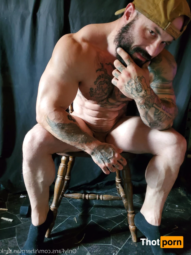 sherman.tank 7904278