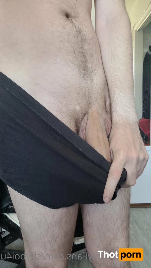 Shy Boi 😇 2707234