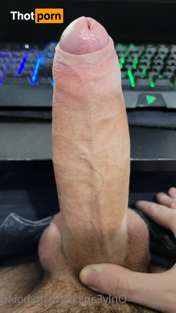 Shy Boi 😇 2707426