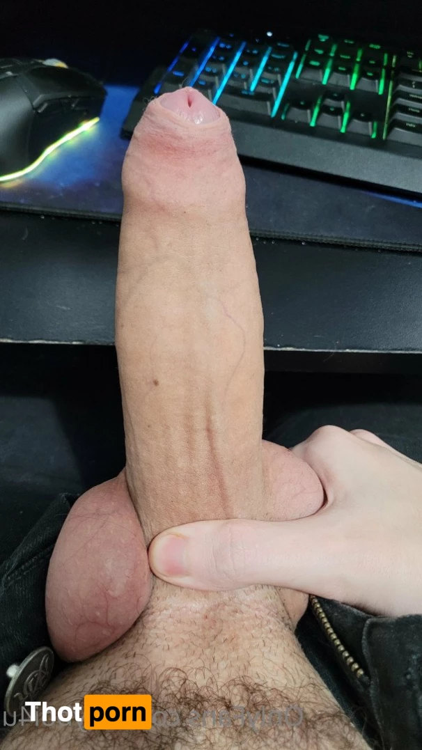 Shy Boi 😇 2707437