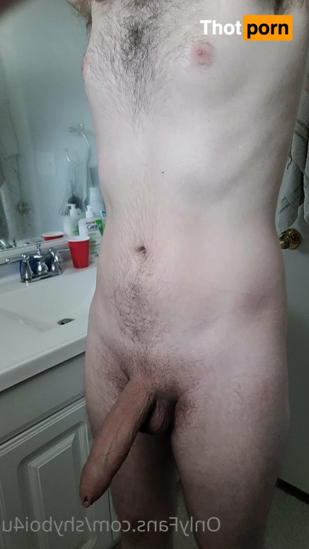 Shy Boi 😇 2707549