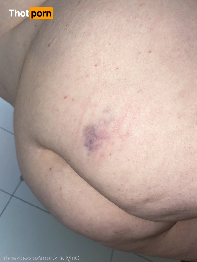 Mistress Sarah 2744076