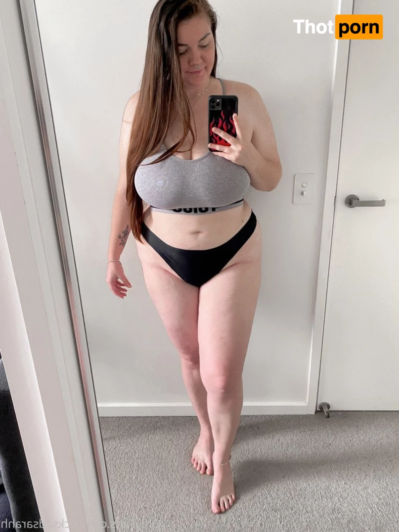 Mistress Sarah 2744234