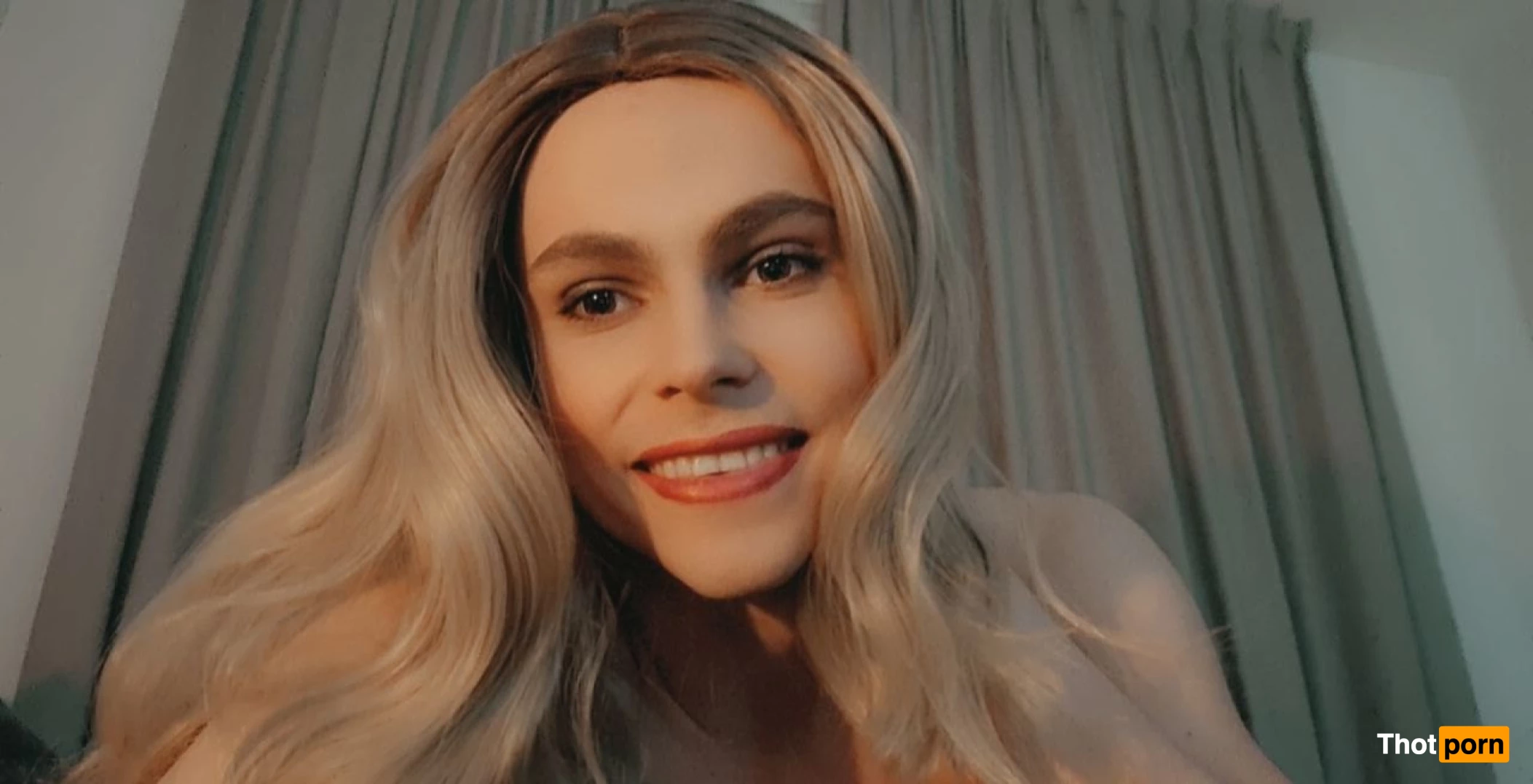 Stephanie 💄 5866019