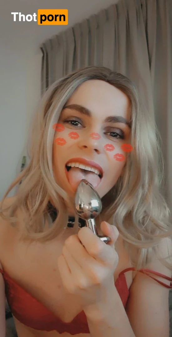 Stephanie 💄 5866108