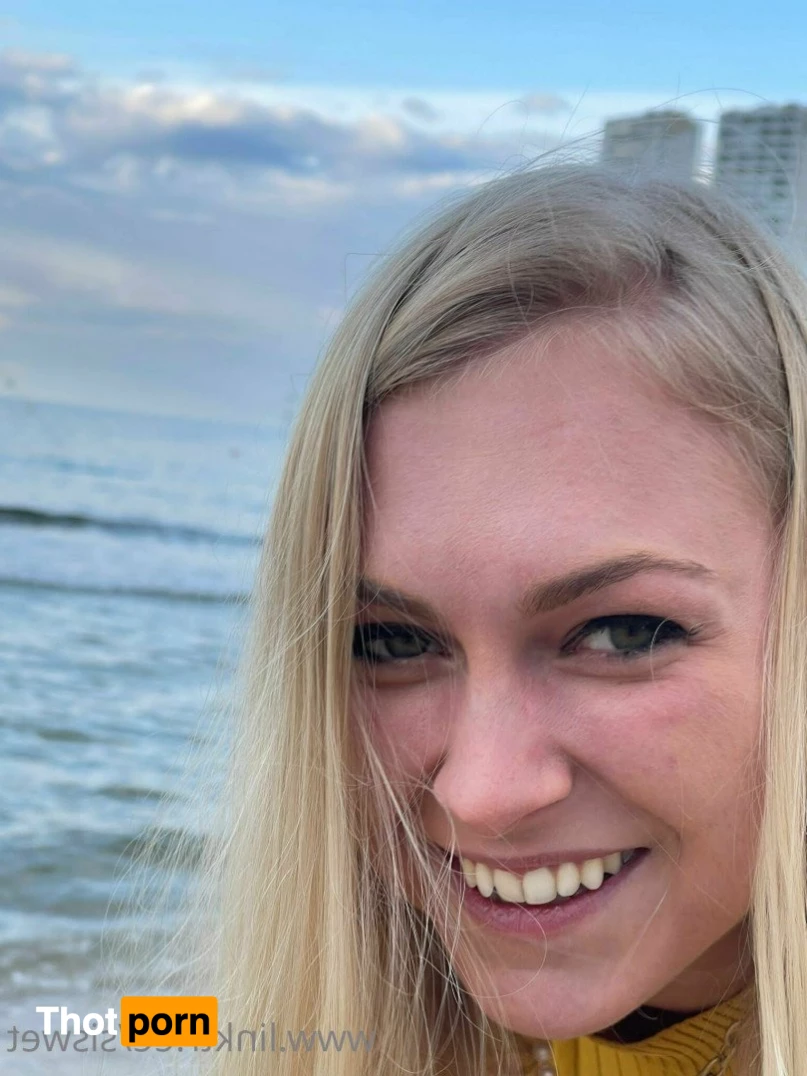 Elise The Butt Princess 2718144