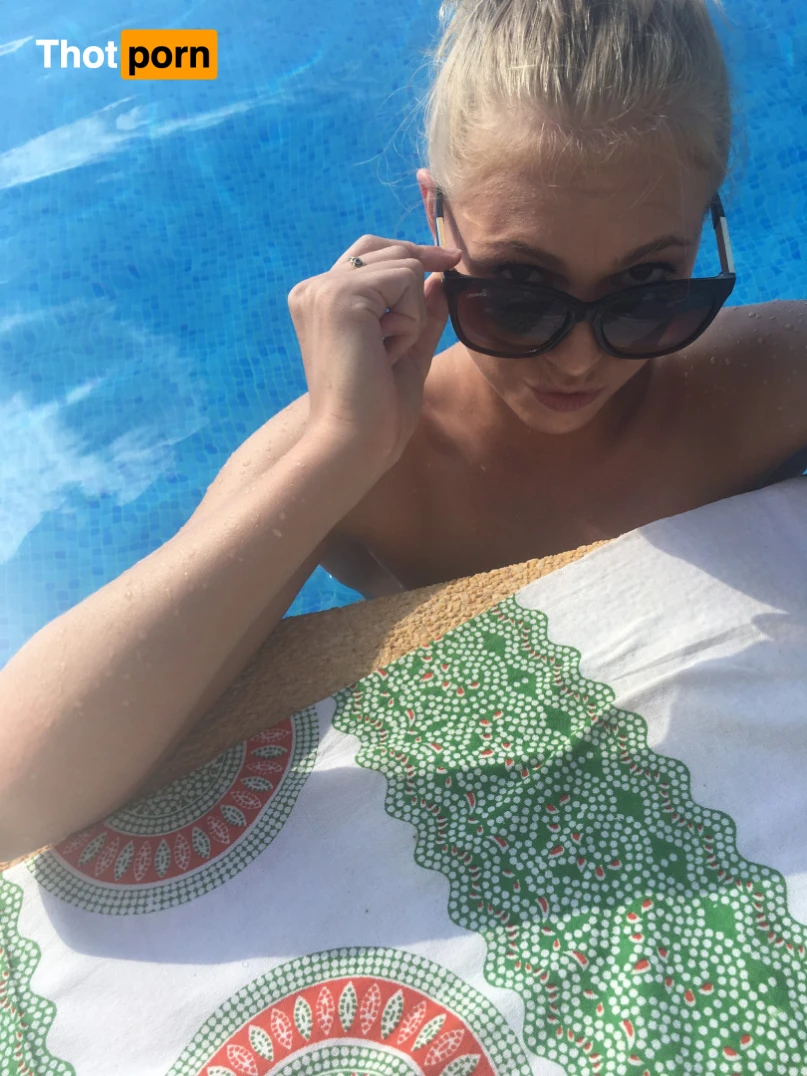 Elise The Butt Princess 15399421