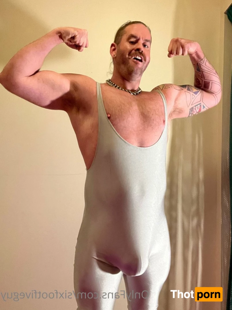 Sixfootfiveguy 2733586