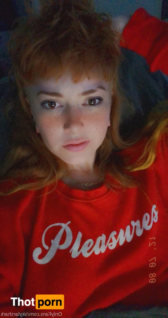 SkylarShark 10351494