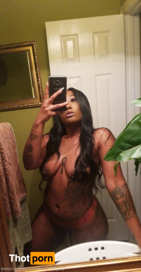 Smoovee_Groovee 2705484