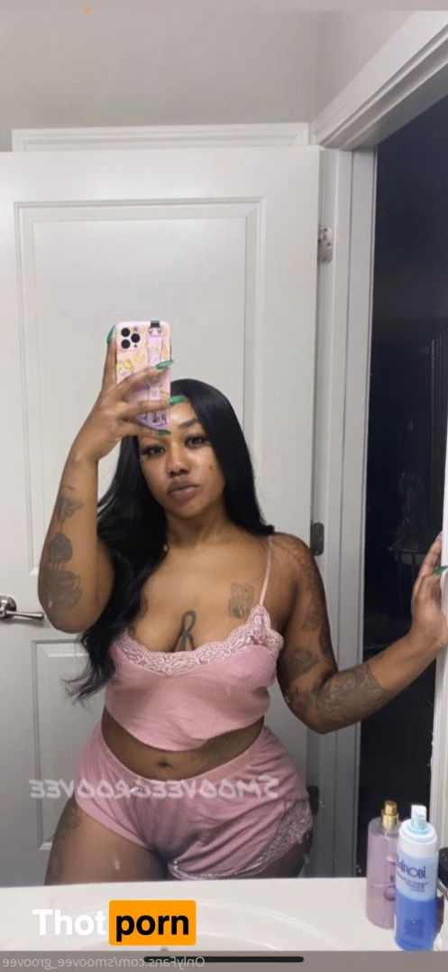 Smoovee_Groovee 2705527