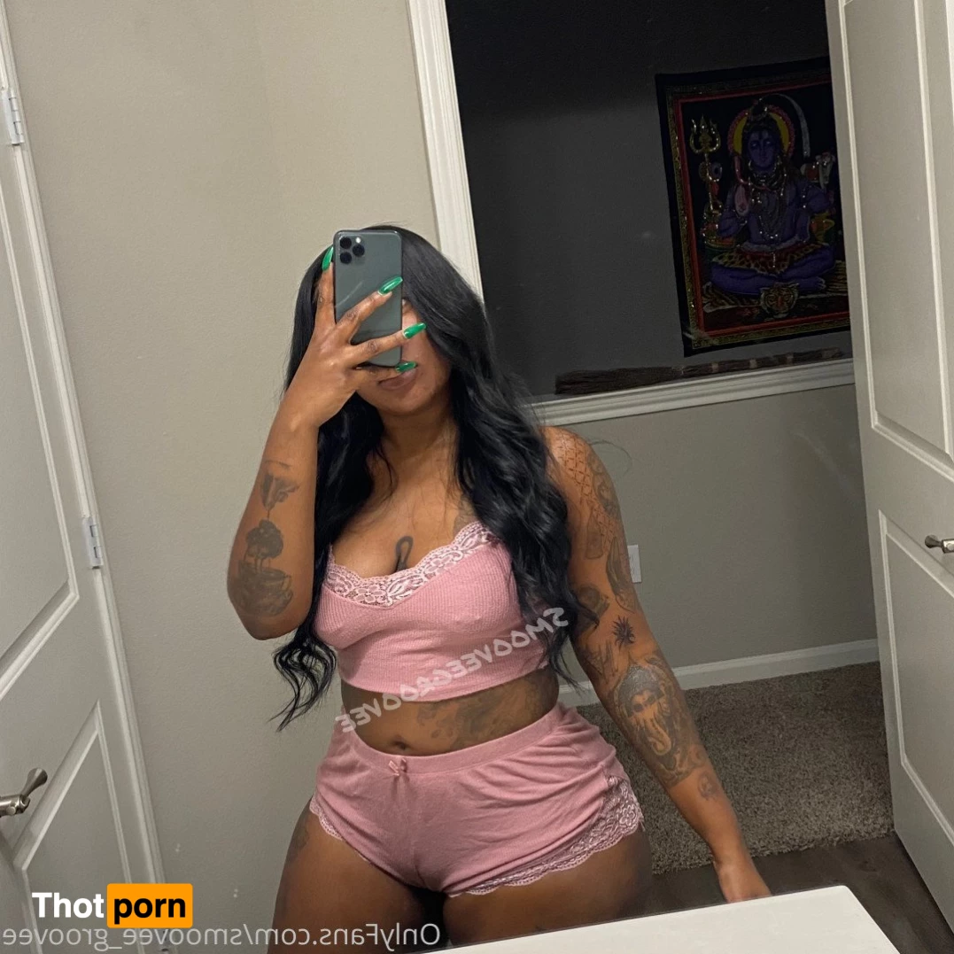 Smoovee_Groovee 2705585