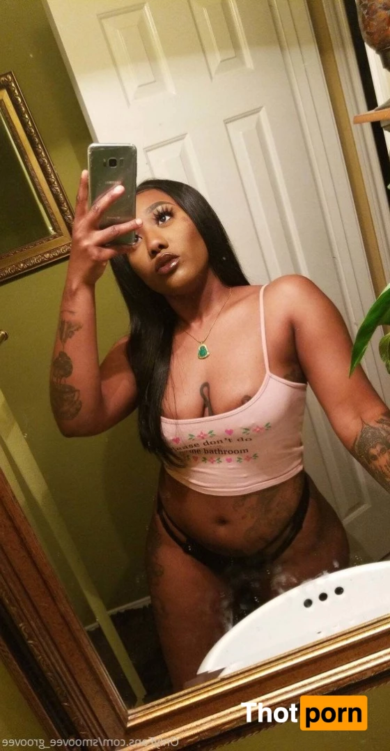 Smoovee_Groovee 2705696