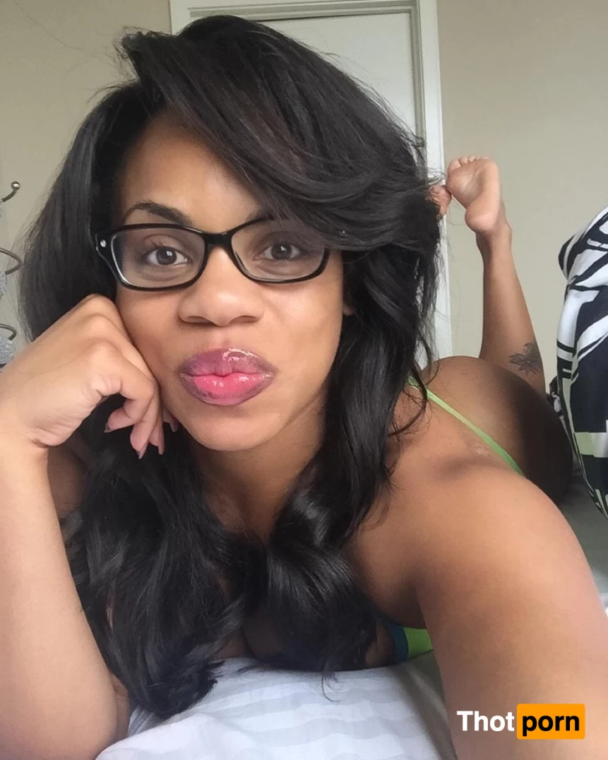 Dominique Chinn 327738