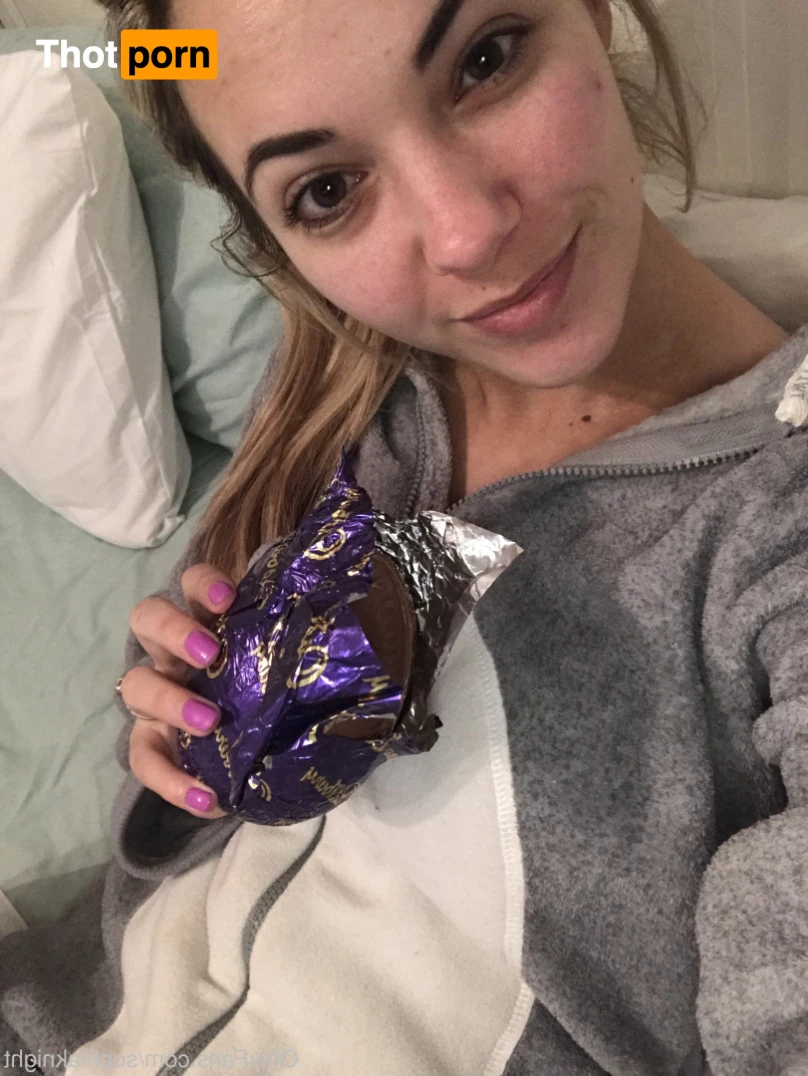 Sophia Knight 5883152