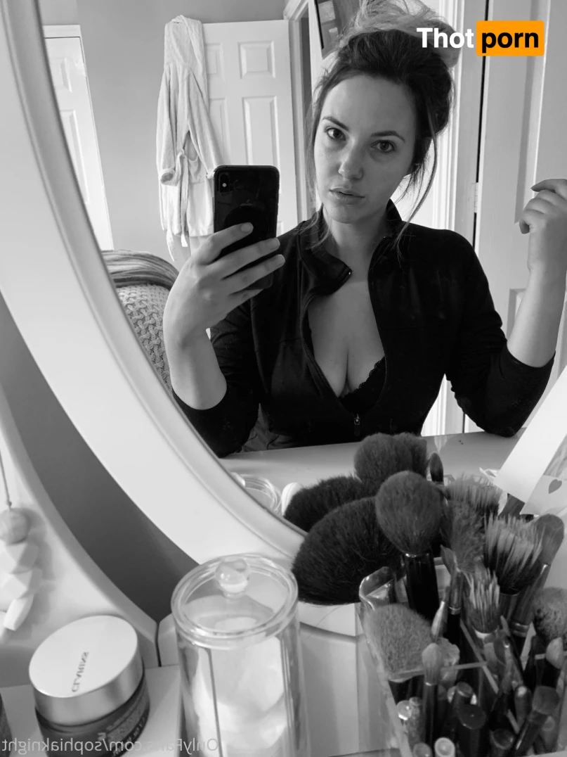 Sophia Knight 5883218