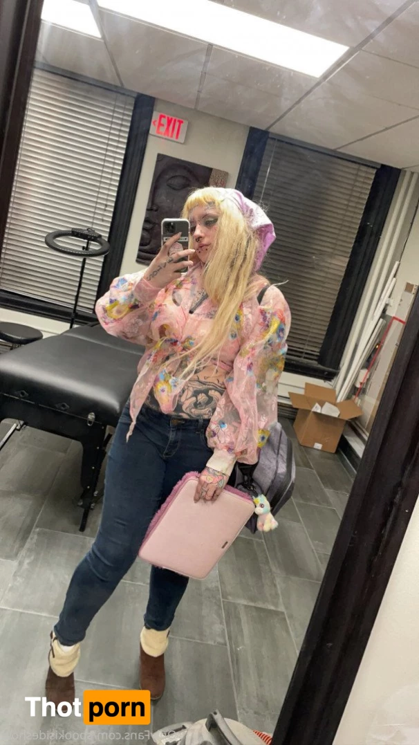 Spooki/Aurora 2724455