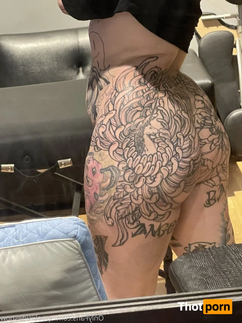 Spooki/Aurora 2724543