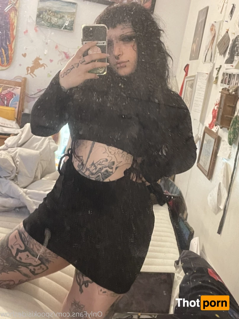 Spooki/Aurora 5730518