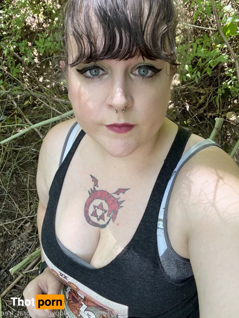 spoopymamabrat_free 2719244