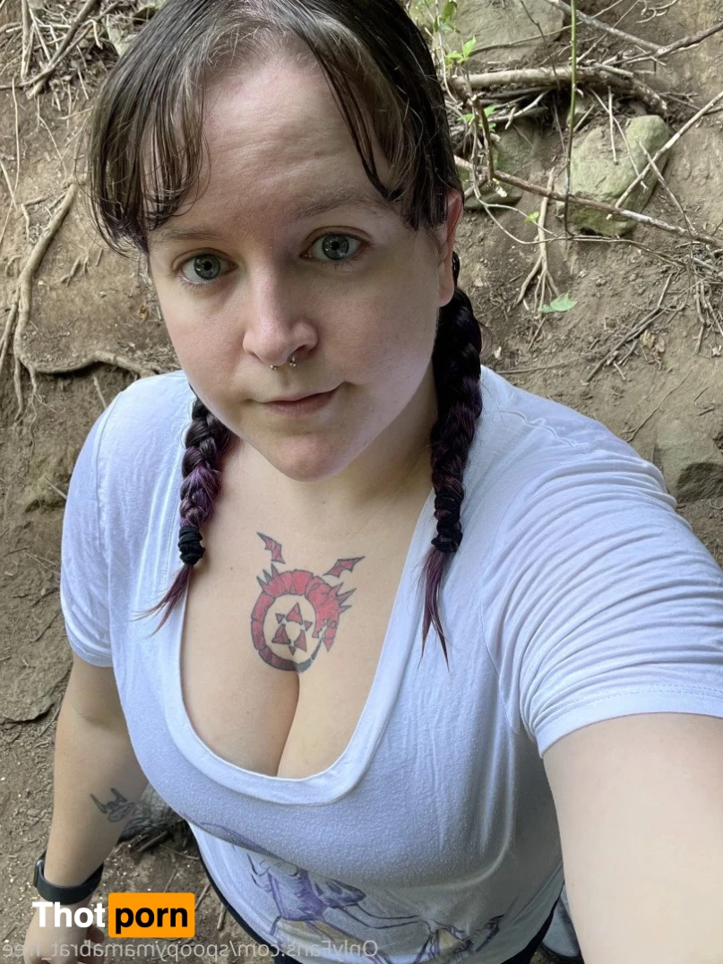 spoopymamabrat_free 2719282