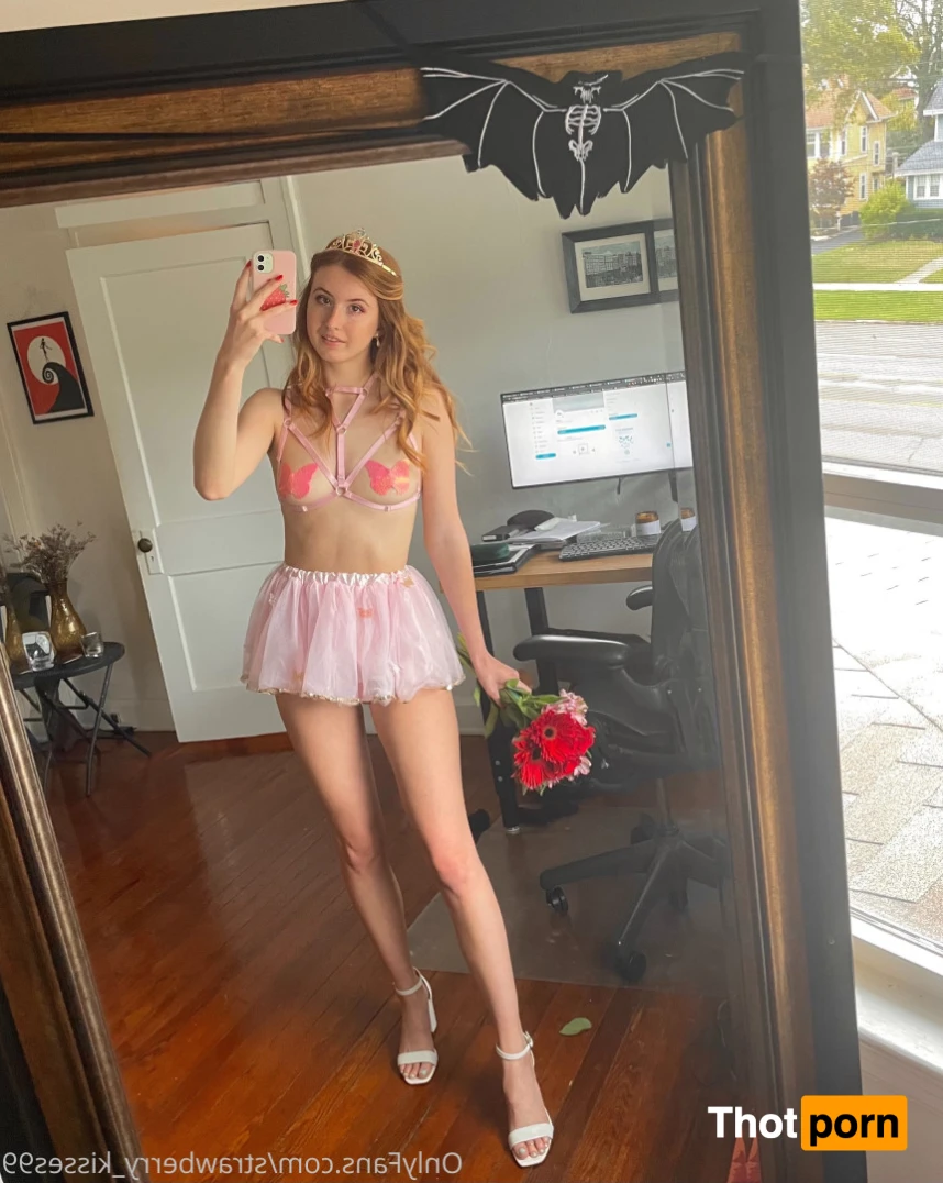 Strawberry Kisses 11565930