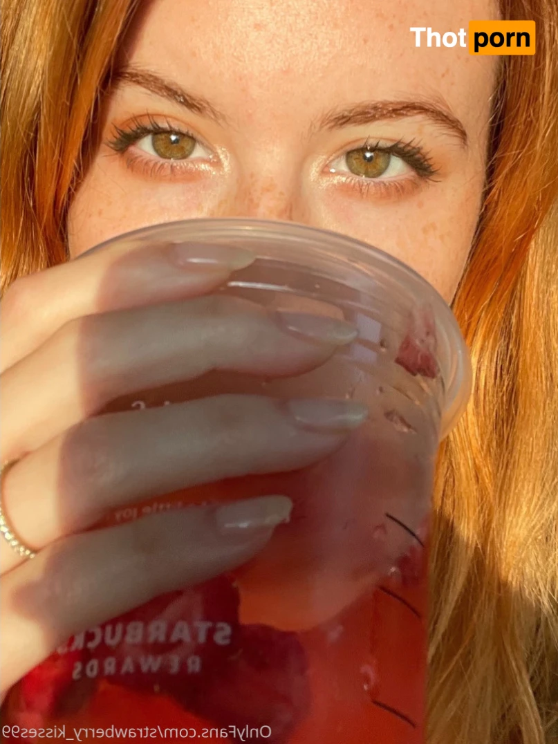 Strawberry Kisses 11566500