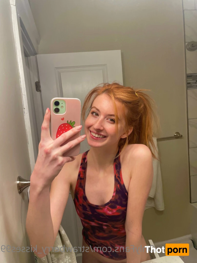 Strawberry Kisses 11567652