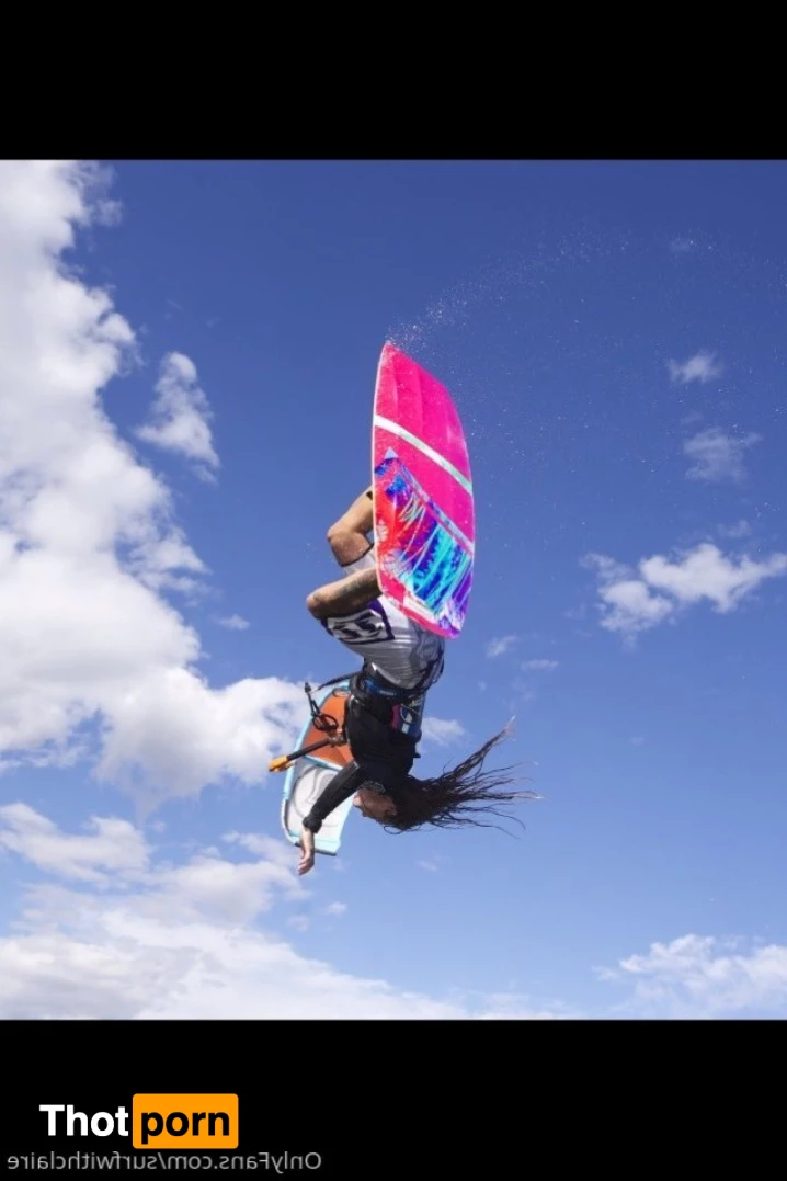 Surfer Girl 10027349