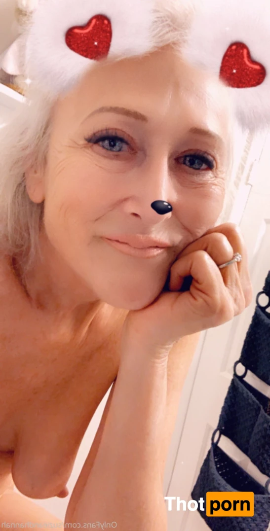 🌸 𝐒𝐔𝐙𝐈𝐄 𝐀𝐍𝐃 𝐇𝐀𝐍𝐍𝐀𝐇 🌸 6137758