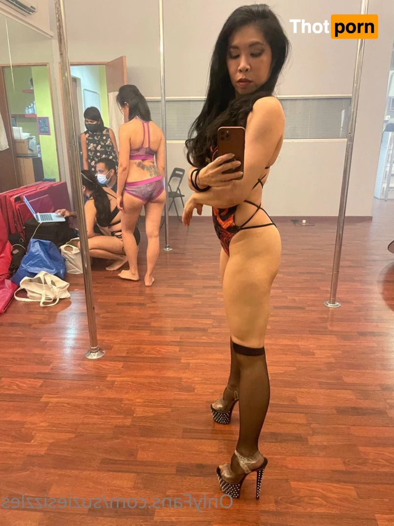 Suzie Sizzles 2745451