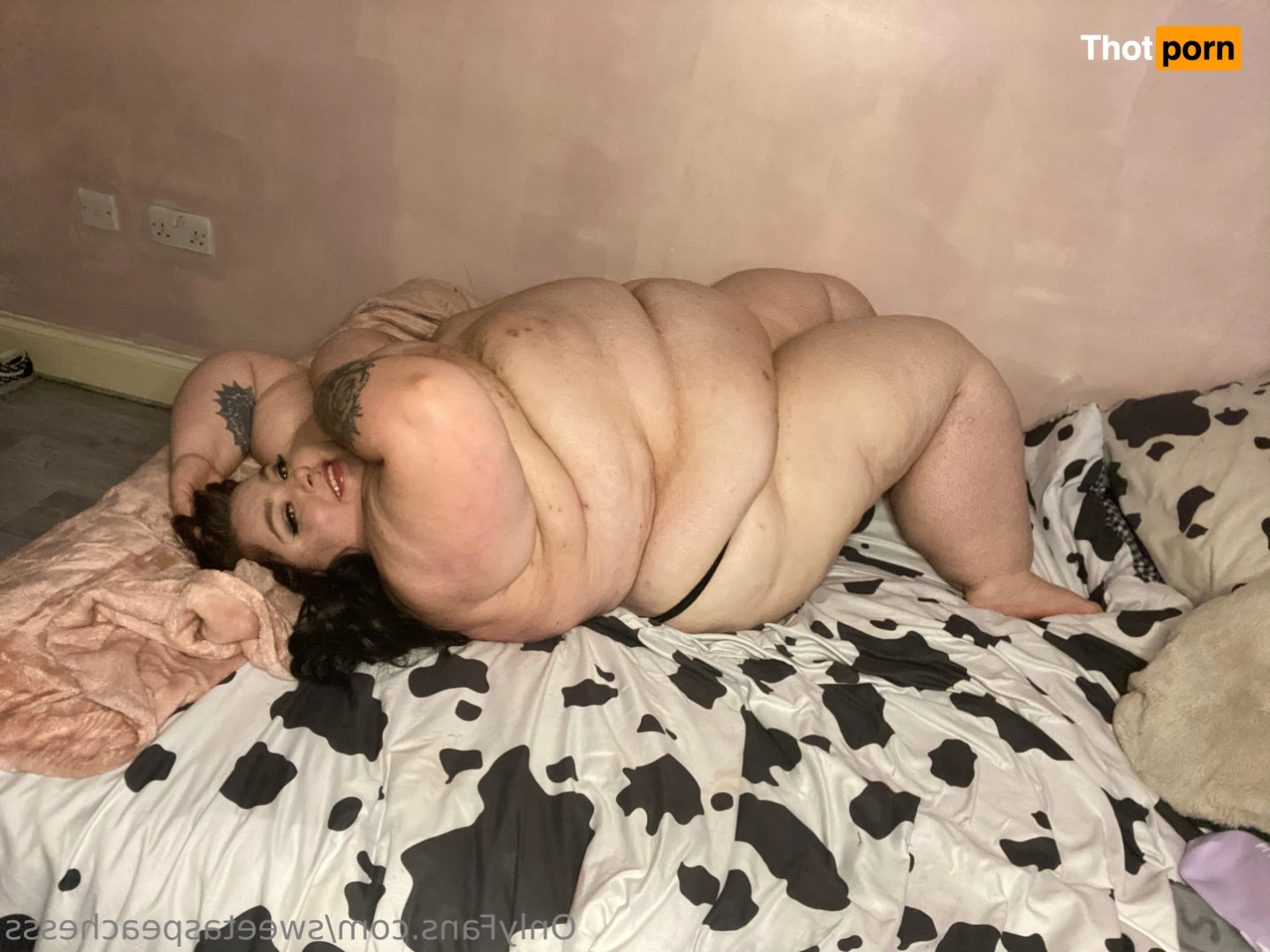 Sweet As Peaches 15699408